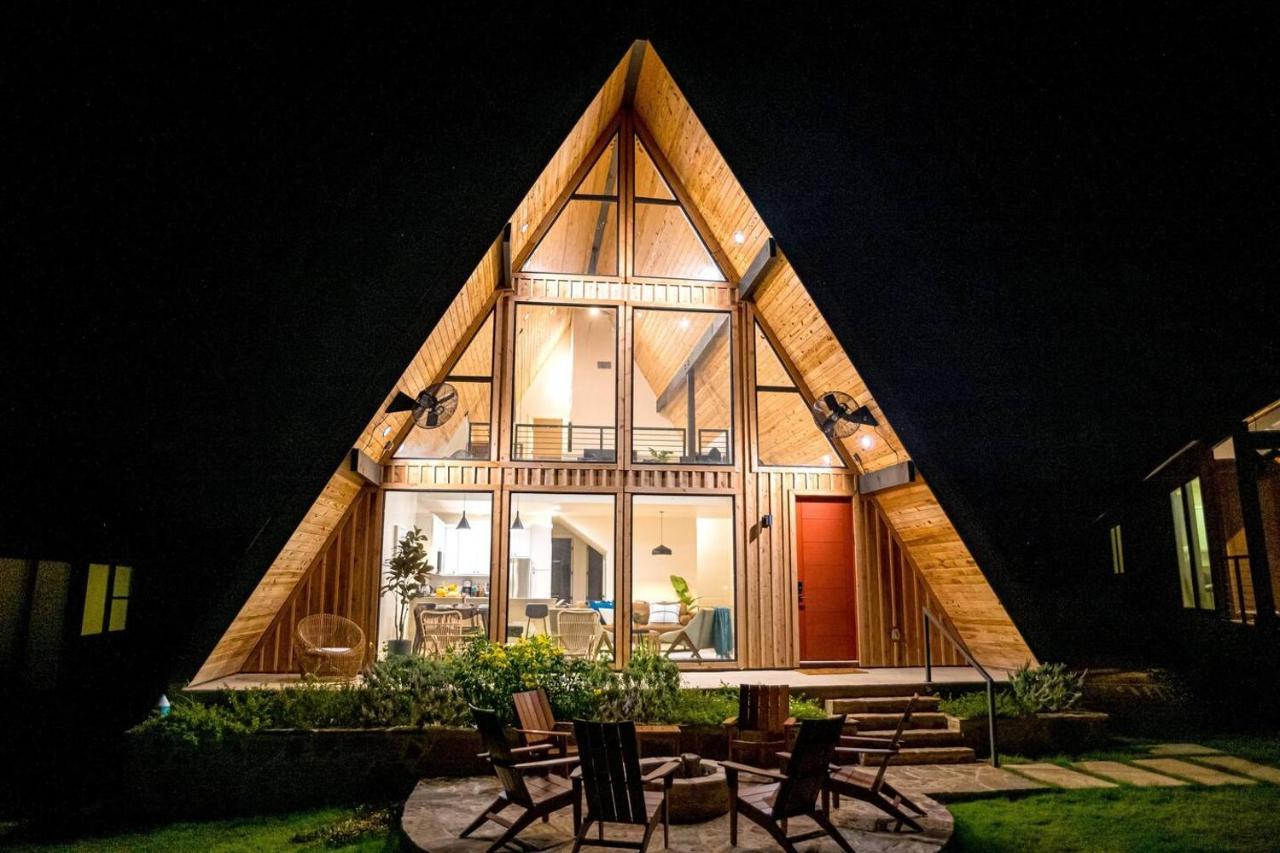 Gruene Daze Chalet - Stylish Aframe - Escape The Ordinary ニューブラウンフェルズ エクステリア 写真